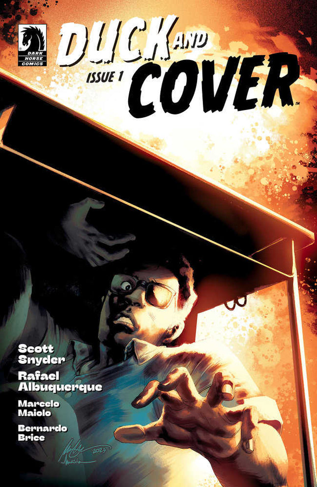 Duck And Cover #1 (Cover A) (Rafael Albuquerque)