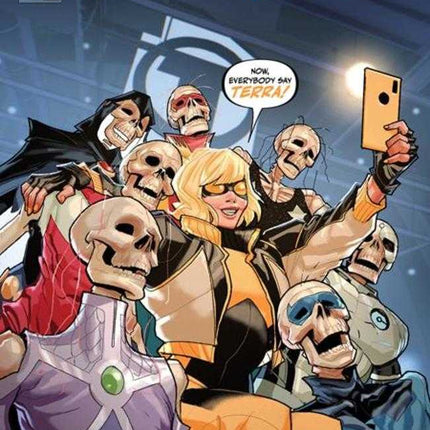 Titans #24 Cover A Pete Woods
